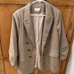 Skies Are Blue Women's Beige Checkered Blazer